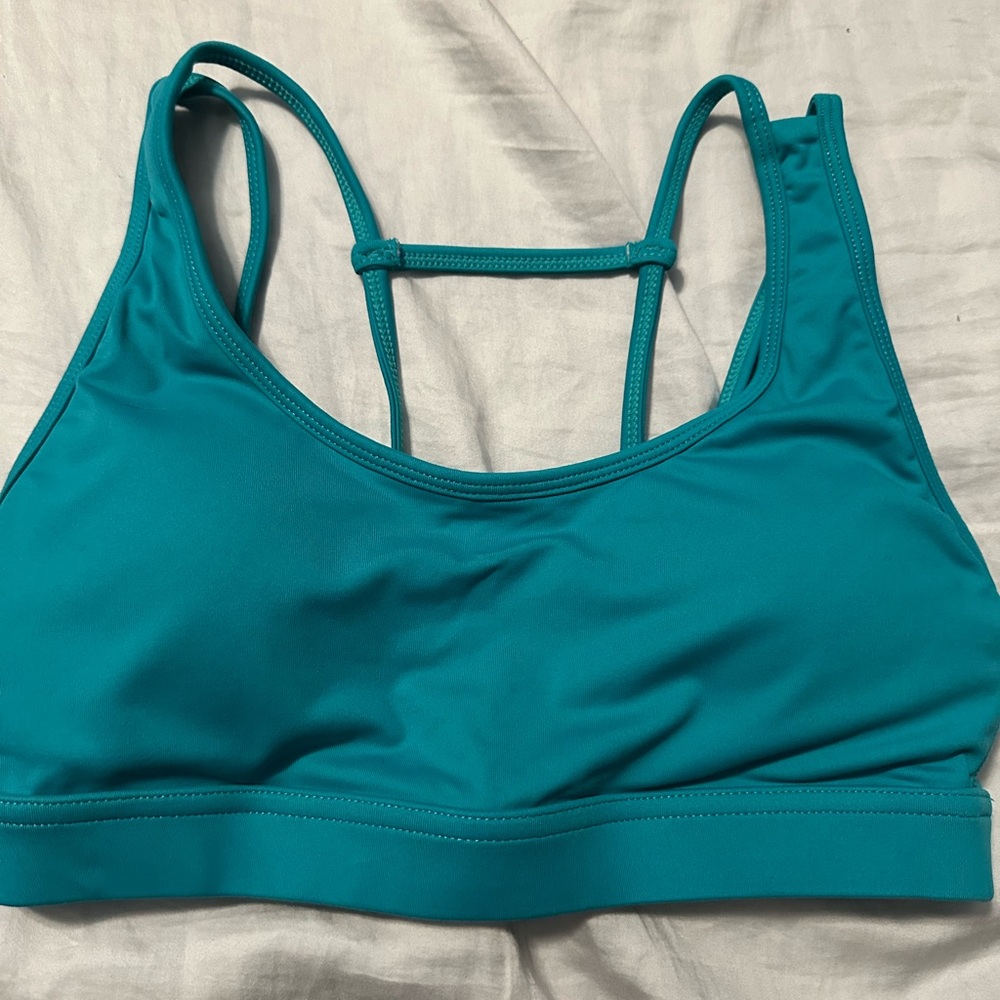 Ptula Anessa Sports Bra - Size M - Belize
